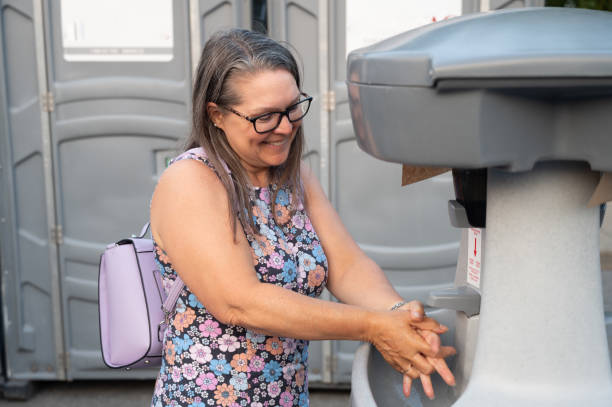 Best Portable toilet rental cost  in Eutaw, AL